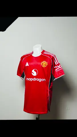 Manchester United 25/26 Home kit🔥#football #charzsoccertime #fyp #manchesterunited #manu #reddevils #jersey#creatorsearchinsights 