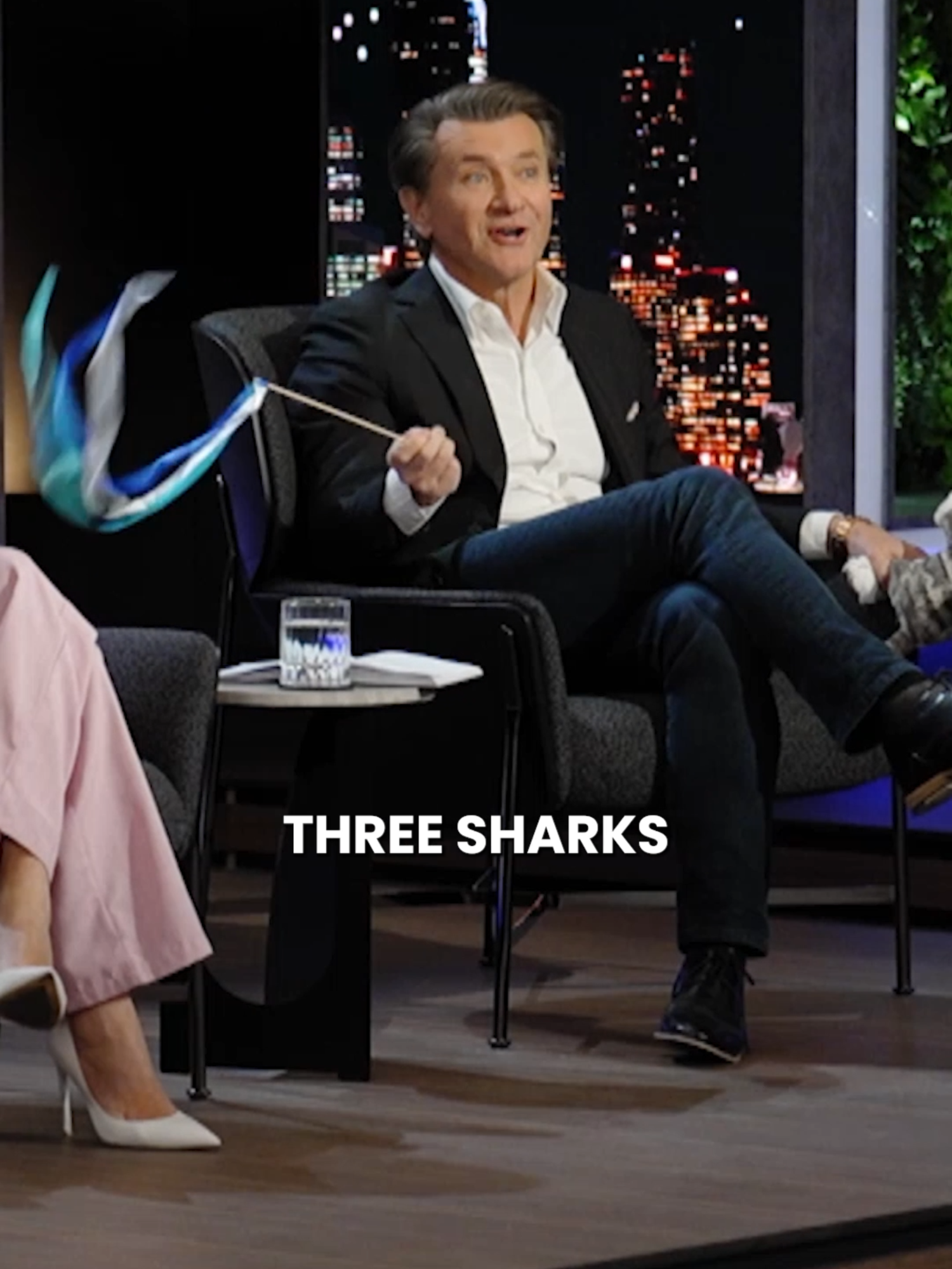Is this the best pitch on Shark Tank AU ever?  #sharktank
