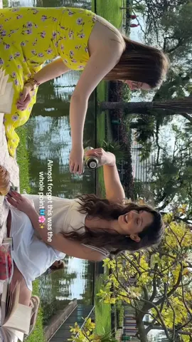 The little moments matter🦋💛✨ Picnics are always a great idea!! #springtime#springvibes#springoutfits#romanticizeyourlife#picnicaesthetic#picnicideas#ugccreator#ugcportugal#lifestyleaesthetic 