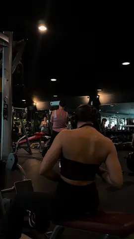 Latihan jadi lebih seru dengan fasilitas lengkap dan tim profesional di FitnessPlus Jimbaran. #gymbaran #positivepeople #fitnessplusindonesia #alwayspositive #fitnesplusjimbaran 