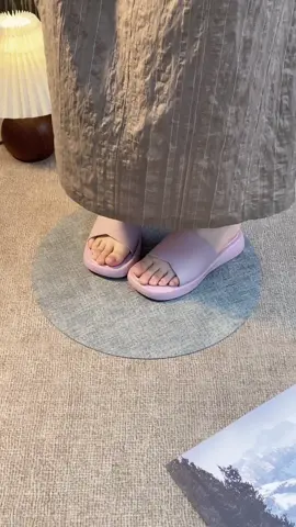 เรียบหรูจ้า ⚡️ #รองเท้าแตะน่ารัก #รองเท้าแตะผู้หญิง #รองเท้าแตะ #fypใส่สบายๆ ง่ายๆ  #รองเท้าผู้หญิง #รองเท้าแฟชั่นผู้หญิง #รองเท้าแฟชั่น #รองเท้าวินเทจ 