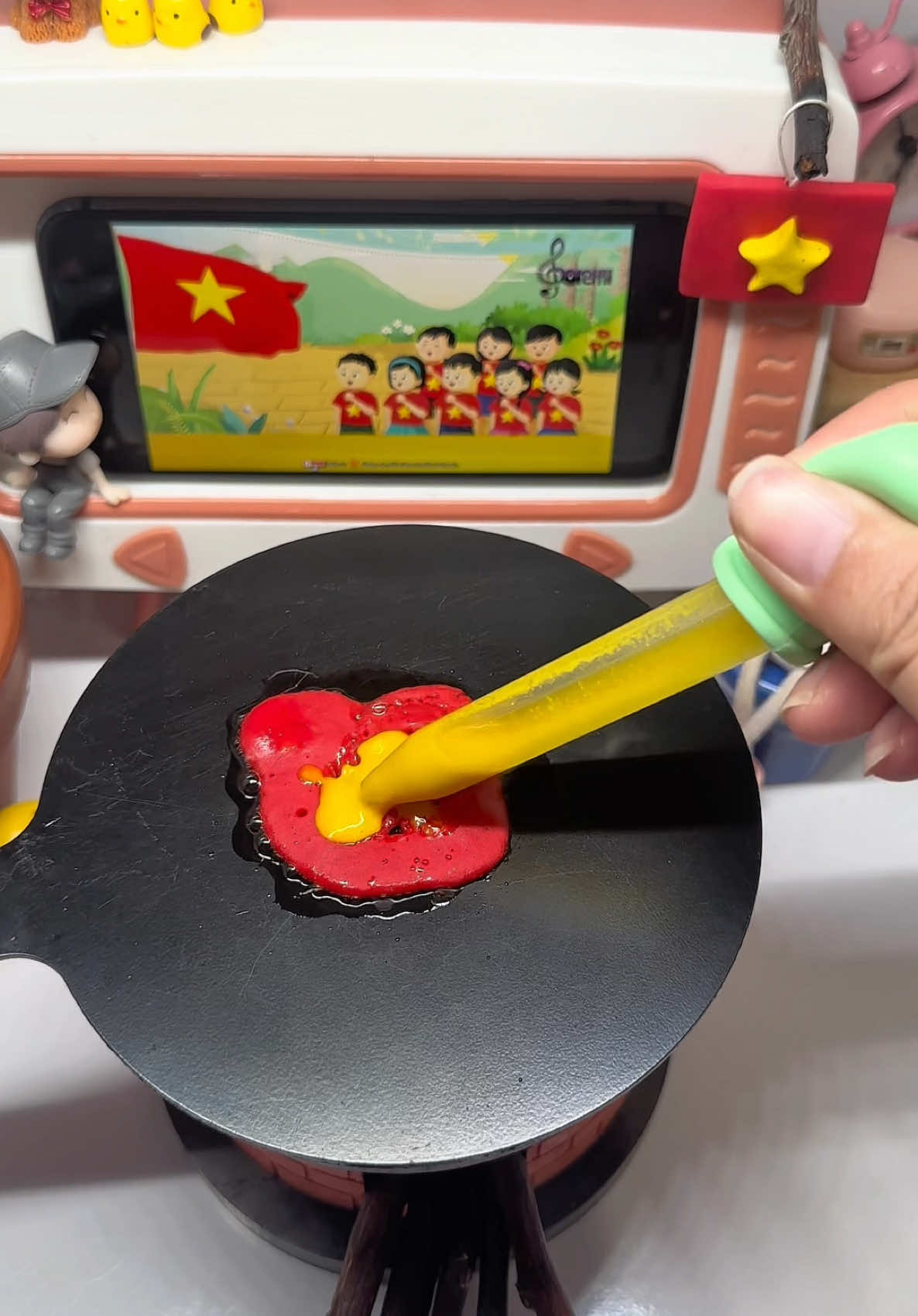 Bánh 🇻🇳🇻🇳🇻🇳 Tự hào là người Việt Nam ❤️ #maimukbang #miniature #nauanmini #VIETNAM #toiyeuvietnam 