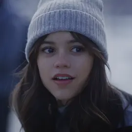 رد قلبي المسيكين !                                              #jennaortega #jennaortega# #jennaortegaedits #fyp #foryou #foryoupage #vsp #videostar #remiaguilar #remiaguilaredit #winterspringsummerorfall #winterspringsummerorfalledit