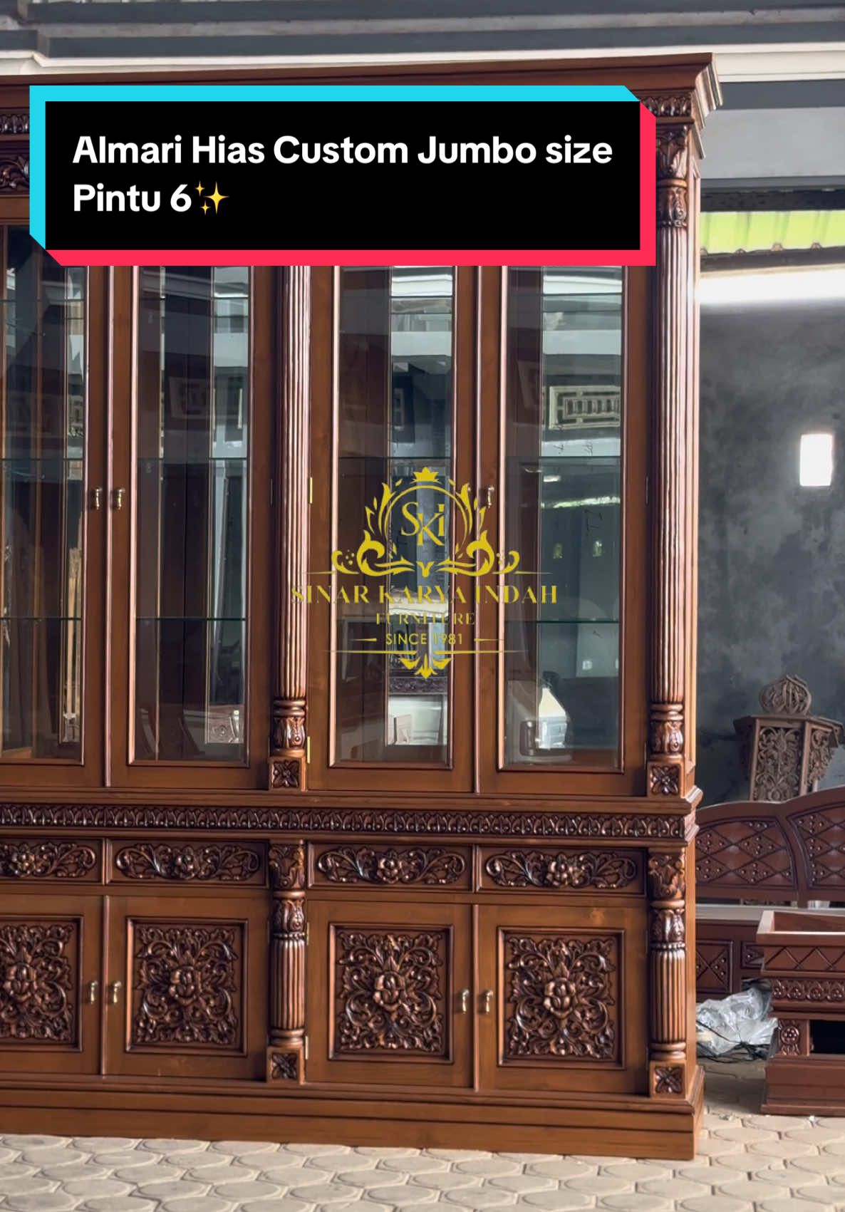 Almari Hias Custom P.6 Bahan : Kayu Jati Berkualitas Finishing : Natural doff Untuk Informasi Lainnya, Silahkan contact admin di : Whatsapp : 082134449494 Instagram : @sinarkaryaindah_furniture #furniture #furniturejepara #fuji #lemari #jati #fyp #fypage #fypシ #fyppppppppppppppppppppppp #furniturejati #mebeljati #furniturejatijepara #meubeljepara #sofa #sofajati #kursisofa
