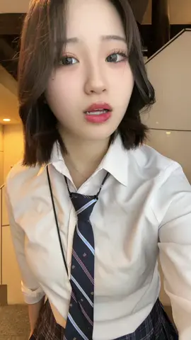🫣🤫#おすすめ #fyp #fypツ #在日韓国人 #ガールズバー #3年B組 #추천 #黒髮 #ミナミ #バーテンダー #コンカフェ #ガルバ #3年b組 #ガルバ嬢 #kpop #kpopfyp #おすすめにのりたい 