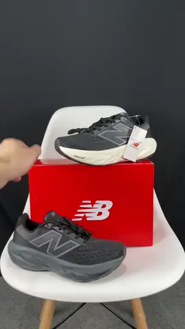 Elevate your footwear game with the New Balance Fresh Foam X 1080v14 and enjoy every mile! 🤝🏻 #newbalance1080 #newbalance1080v14 #newbalancerunning #sepatulari #sepaturunning #sepatuolahraga 