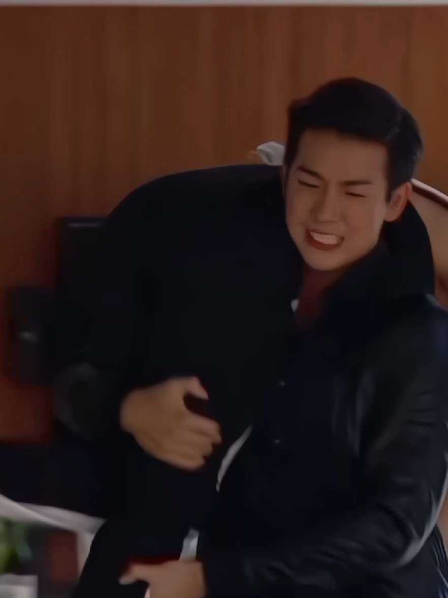 😝#lilypantila #pushputtichai #roylehsanaerai #thaiactor #phimthai #fyp #suquyenruxauxa 
