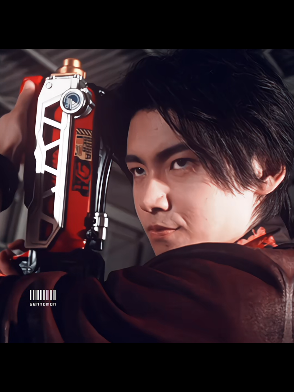 [1/6] am i dreaming #handotaiya #井内悠陽 #haruhiiuchi #boonboomger #bakuagesentaiboonboomger #boonred #tokusatsu #fyp #alightmotion 