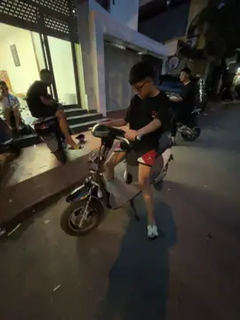 Combo 100s tháo yếm bay bổng quá:))