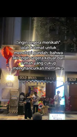 aku butuh perlindungan😭🫂