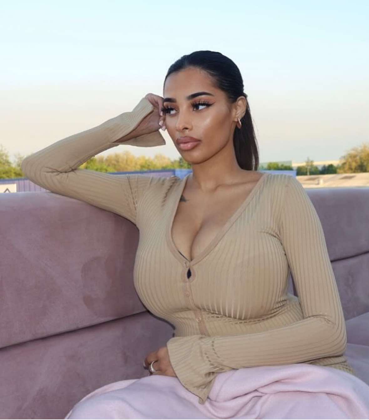 🤭