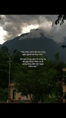 Cái giá của sự trưởng thành là cô đơn.