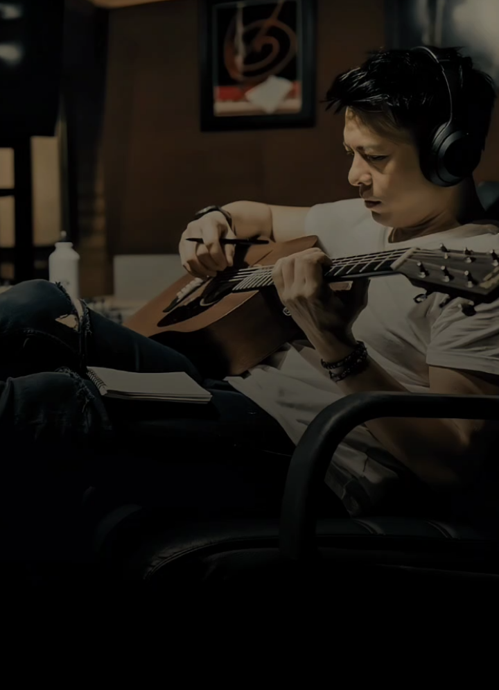 sejauh apapun itu #liriklagu #takbisakah #noah #arielnoah #foryou #fyp 