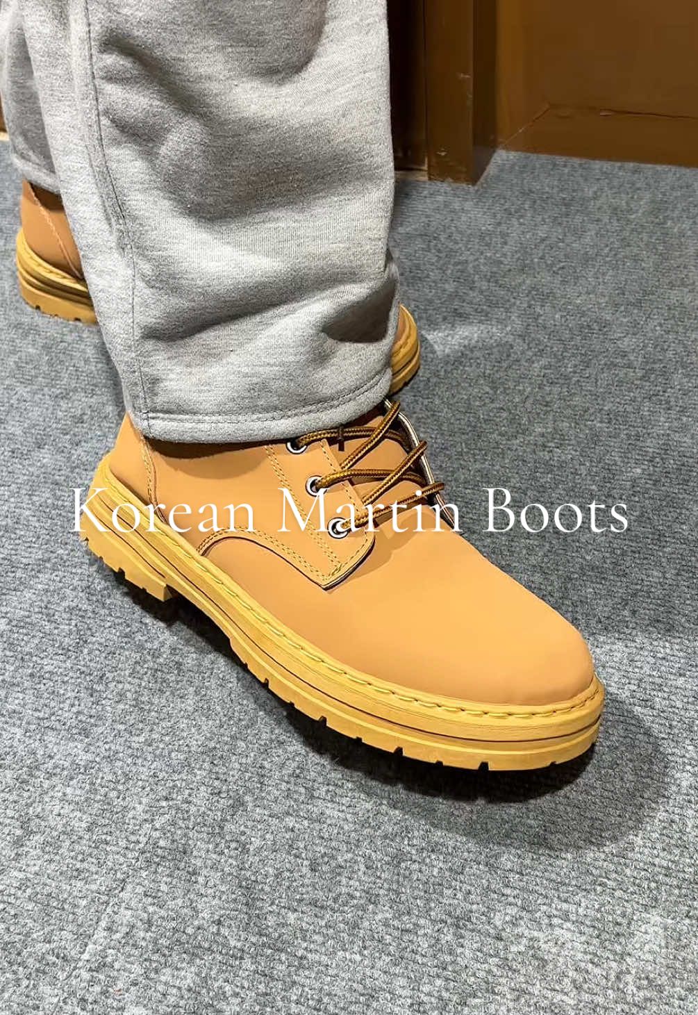 Men’s Korean Martin Boots! #boots #koreanmartinboots #koreanboots #bootsformen #retroshoes #classicshoes #menswear #martinboots #hightopshoes 