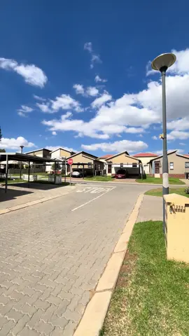 3🛌2🛁2🚗 9️⃣5️⃣0️⃣0️⃣pm  Summerset village, Midrand  Immediately available 