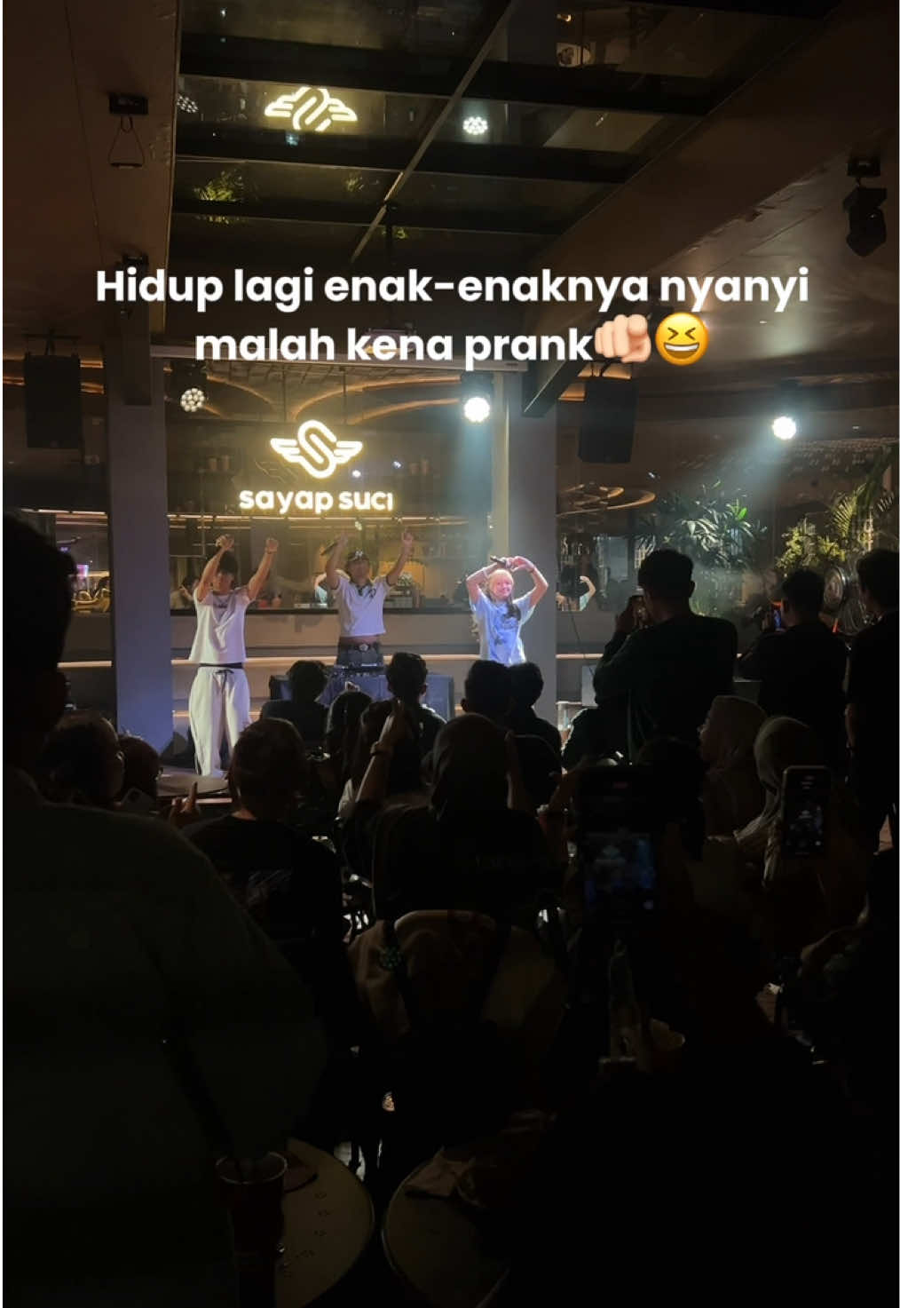 Lengah dikit kena Prank😌 #SayapSuci #SayapSuciCoffee #NeverStopFlying #GaramdanMadu