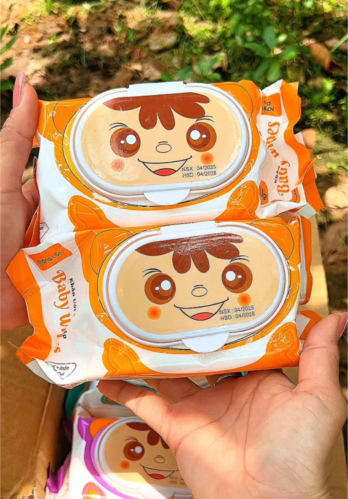 Combo 10 bịch khăn ướt 650gr 69k miễn ship##anlin210##khanuotkhongmui##babywipes##muasamcungtiktok##xuhuongtiktok##thinhhanh##antammuasam##antamvuisam 