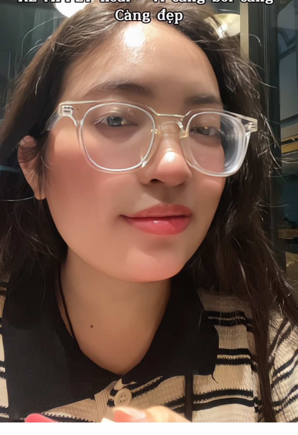 Muốn re-apply quài luôn í #maybelline #maybellinevn	 #sonbong #liftergloss 