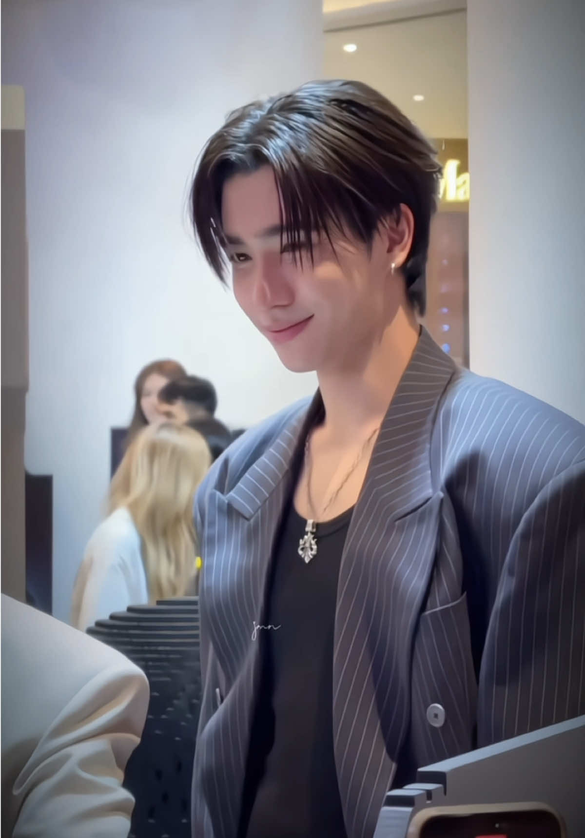 Cái khí chất của ảnh không thể nghèo nổi #perthppe #perthtanapon #perthsanta #gmmtv #perfect10liners #xuhuong #fyp 