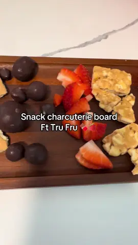 #FoodTok #snacktok #charcuterie #healthydessert #trufru @Trü Frü 