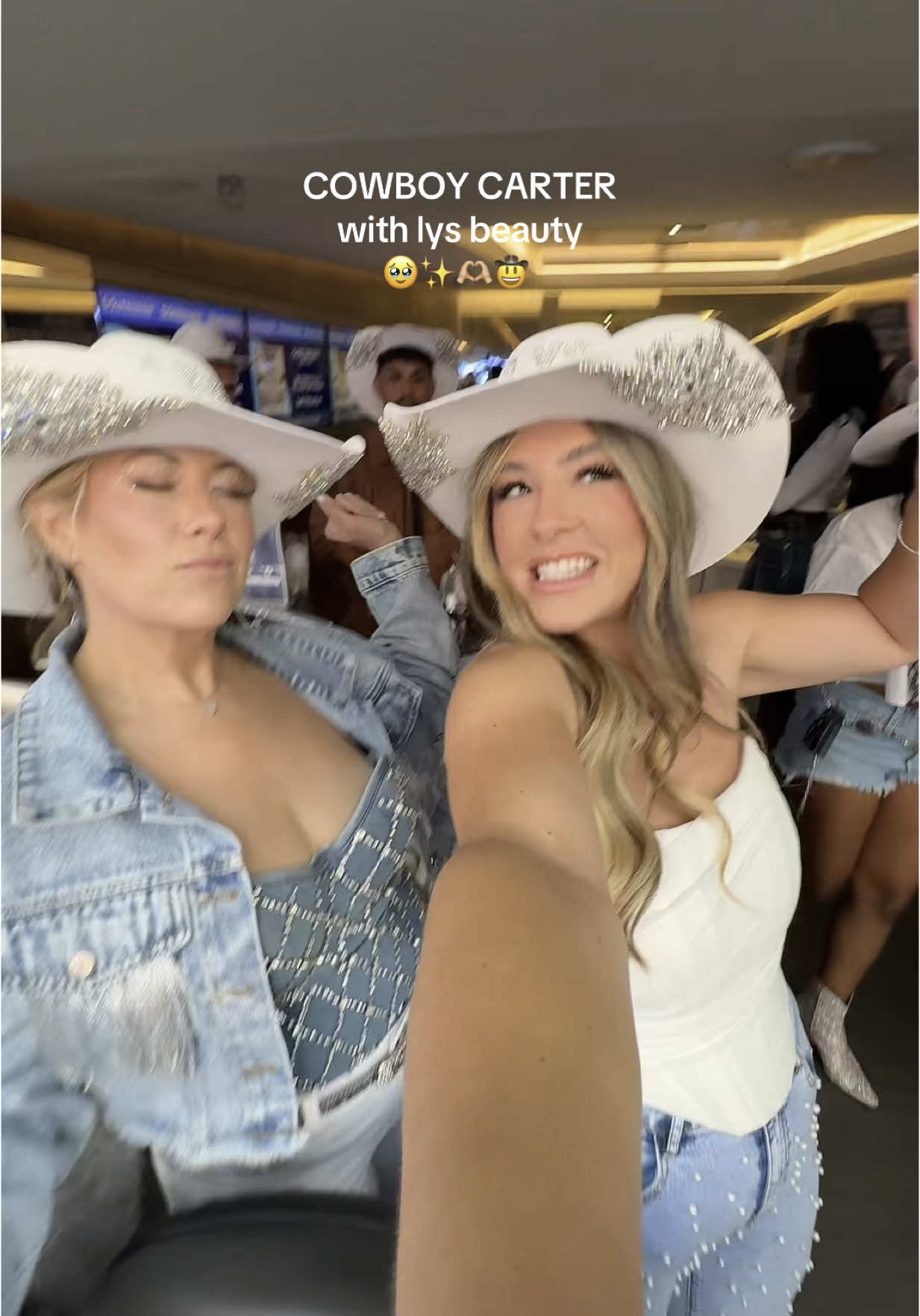 A NIGHT WITH @LYS Beauty AND @Beyoncé???? Best night ever 😭 #cowboycarter #losangeles #beyonce #queenbee #cowboycarterconcert #fyp 