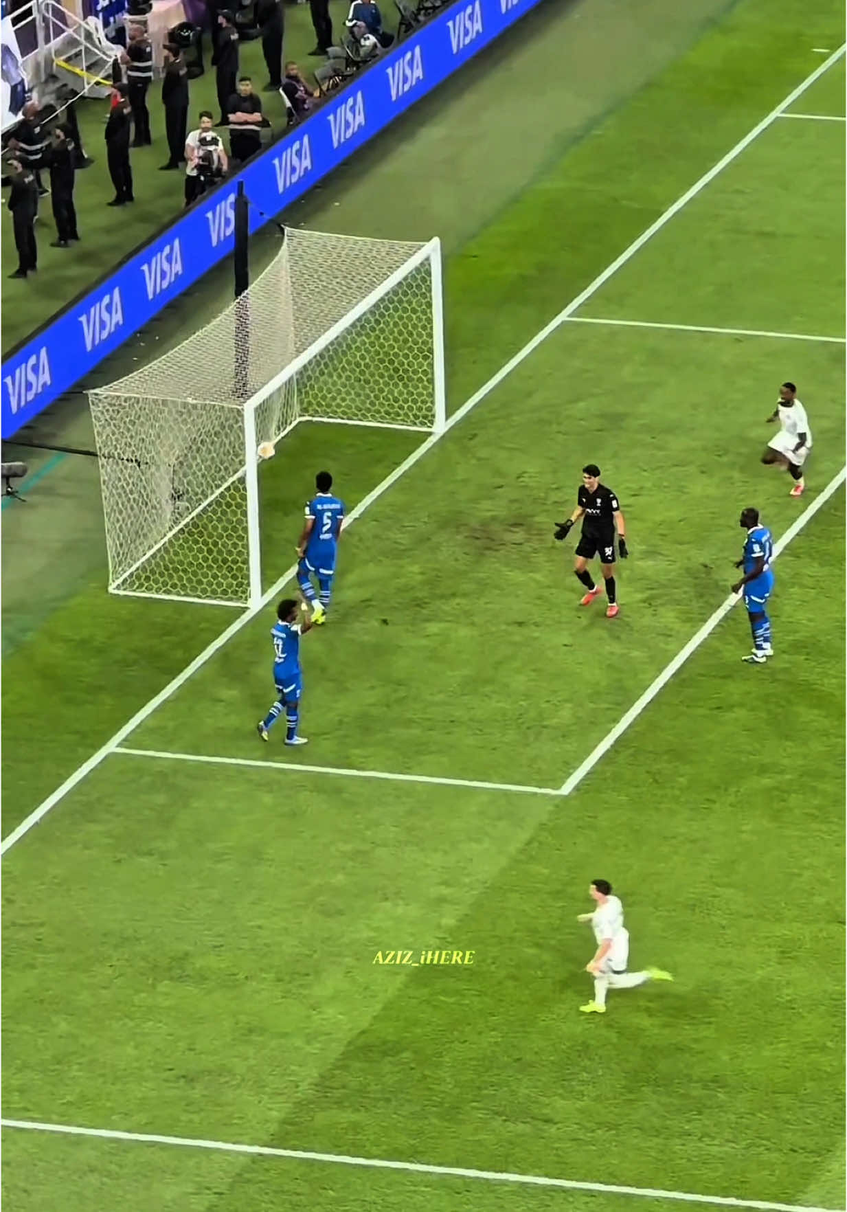 والله ان بونو يستحق الكابتنيه على الضعوف الي عندنا قسم بالله حرام فيهم انهم يلبسون الكباتنيه بوجود بونو ! #CapCut #explore #Alhilal #fyp #الهلال_السعودي #foryou #alhilaledit #الهلال_الاهلي #neves #نيفيز 