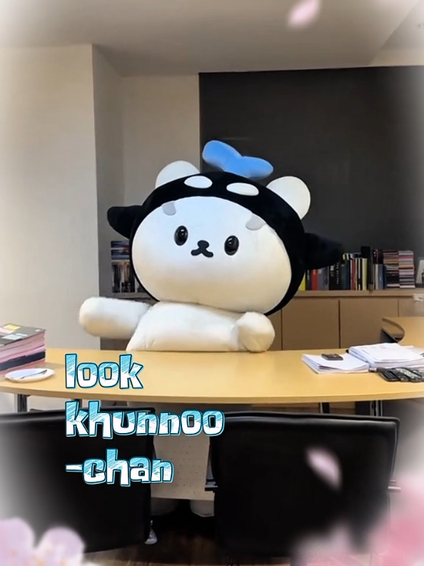 polcasan and look khunnoo join the gang 😆 #polcasan #lookkhunnoo #taynew #geminifourth 