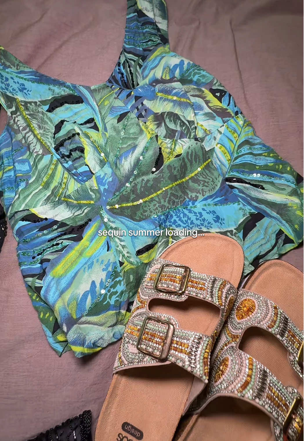 imo there’s always an occasion to wear sequins 😌✨ #summervibes #fashion #sequin  #summeroutfit #vintage #contentcreator 