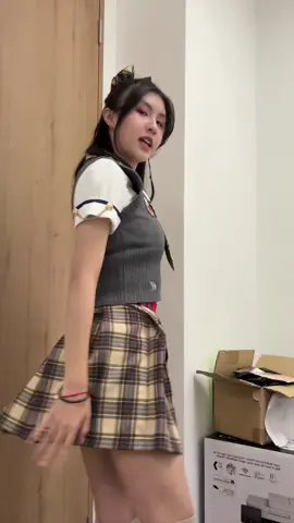 I should follow every trend😽🤏🏻✨ #khaliesklp48 #klp48 #trend #chiquita 