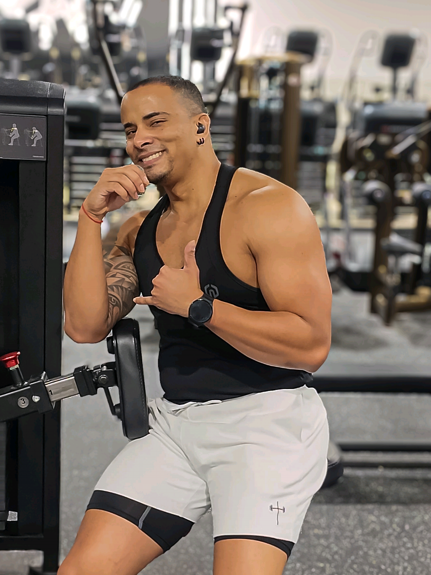 Llevense del loco de ustedes. #GymTok #foryou #viraltiktok #legday #Fitness #fit #foryoupage #viral #parati #fyp #ejercicio #athlete #consejos #motivacion #gym #viralvideo 