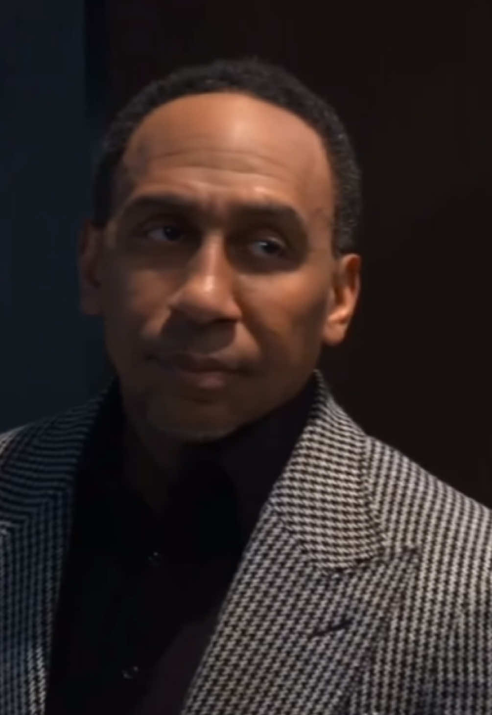 What is goin on😂😂😂 #stephenasmith #fyp #viral #trending 