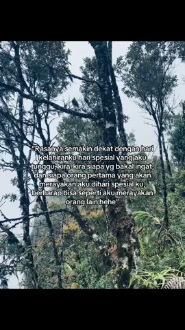 #mei #ulangtahun #meiulangtahunku😗 #bulankelahiran #trending #masukberanda #fypage #itsmybirthdaytoday #birthday #gunung 