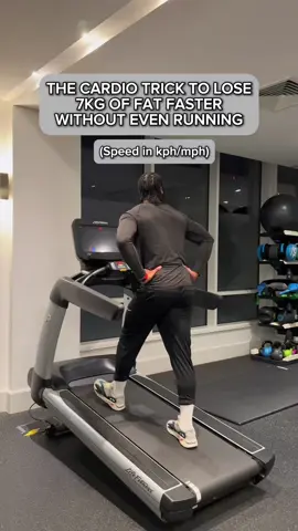 Save it or lose it  ➡️ 1️⃣ Minutes 1–5 Incline = 6 Speed = 3.2 mph Speed = 5.15 kph 2️⃣ Minutes 6–10 Incline = 9 Speed = 3.6 mph Speed = 5.79 kph 3️⃣ Minutes 11–15 Incline = 10 Speed = 4.2 mph Speed = 6.76 kph 4️⃣ Minutes 16–20 Incline = 7 Speed = 3.4 mph Speed = 5.47 kph 5️⃣ Minutes 21–25 Incline = 13 Speed = 3.8 mph Speed = 6.11 kph 🧠 Why incline walk? For every 1% incline increase, your body burns around 4% more calories. You can burn fat faster and easier without needing to run on a treadmill. ✅ Save this post for later & follow for more fitness and nutrition gems! 💎 . . . . . #FatLossTips #MacrosMatter #CardioHack #TreadmillWorkout #cuttingseason #LoseFatKeepMuscle #treadmillroutine #inclinewalk #GymTok #BodyRecompJourney