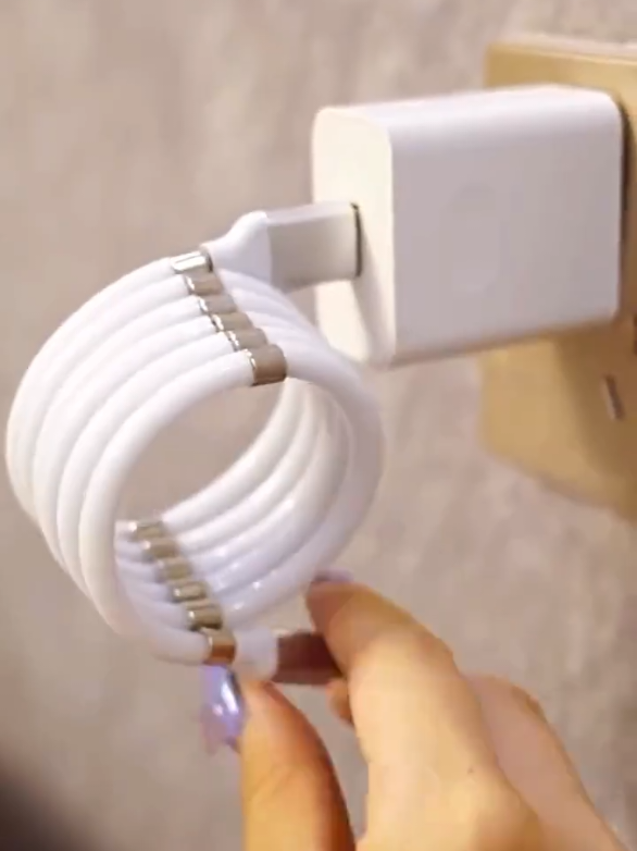 Dê uma olhada em Cabo Magnético Organizador 11 Ímãs SUPERCALLA Lightning Charger TIPO IOS Jorge por R$12,99. Compre na Shopee agora!  ✨ para a compra desse produto e de outros Link na Bio ✨