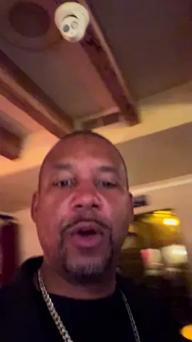 I thought I would start this morning off with a 415 history lesson with @tharealrichierich. A lot of young people don’t know Frisco/Oakland all shared the 415 area code!!!