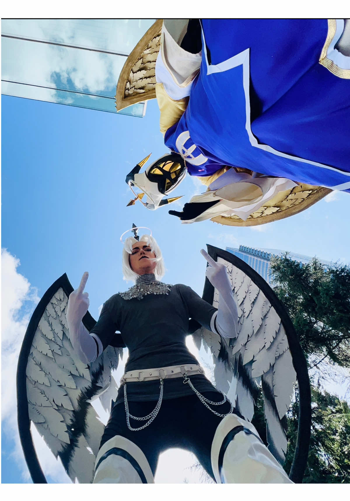 Heaven’s Scary Dog Privledges 💅😇😈 Adam @beauoats  Lute @theelfinartist . #hazbinhotel #adamcosplay #lutecosplay #angelcosplay  #humanau #hazbinhotelcosplay @b e a u ⠀🌙 #sakuracon2025 #sakuracon #scarydogprivledge 