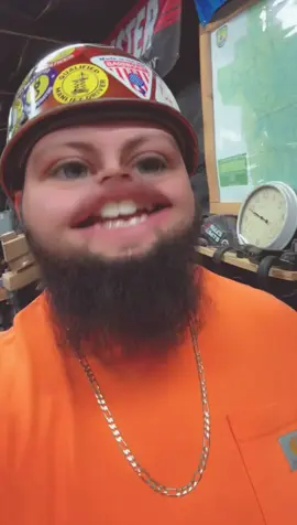 Ricky put his tires on flat! #rickyandtheboss #breadstickricky #roughneckroscoe 