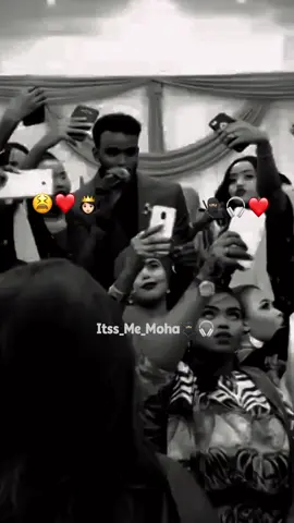 Ninkasta Harabo Hana Raadiyee Hargeyso Runbadan raadkeydu galee ila raadiya #itss_me_moha #jawi_bila🌊❤️🌴 #soomalilyrics #viewsproblem😭 #mo_boss #sharmaboy #suldaanseeraar #raxweynimo🇦🇿🇦🇿💪❤😍 