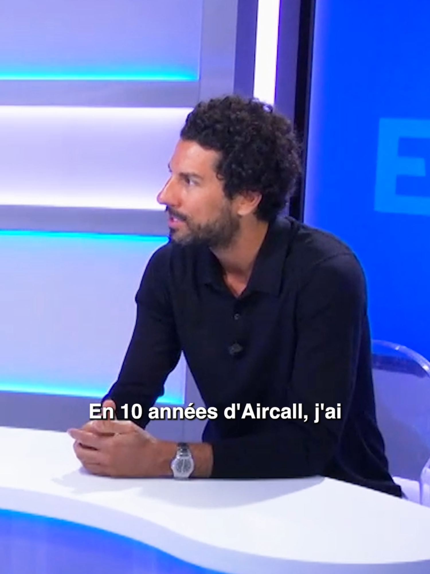 Salariat OU Entrepreneuriat ?  Reçois mes conseils et mes évènements privés : lien en bio  #jonathananguelov #entrepreneuriat