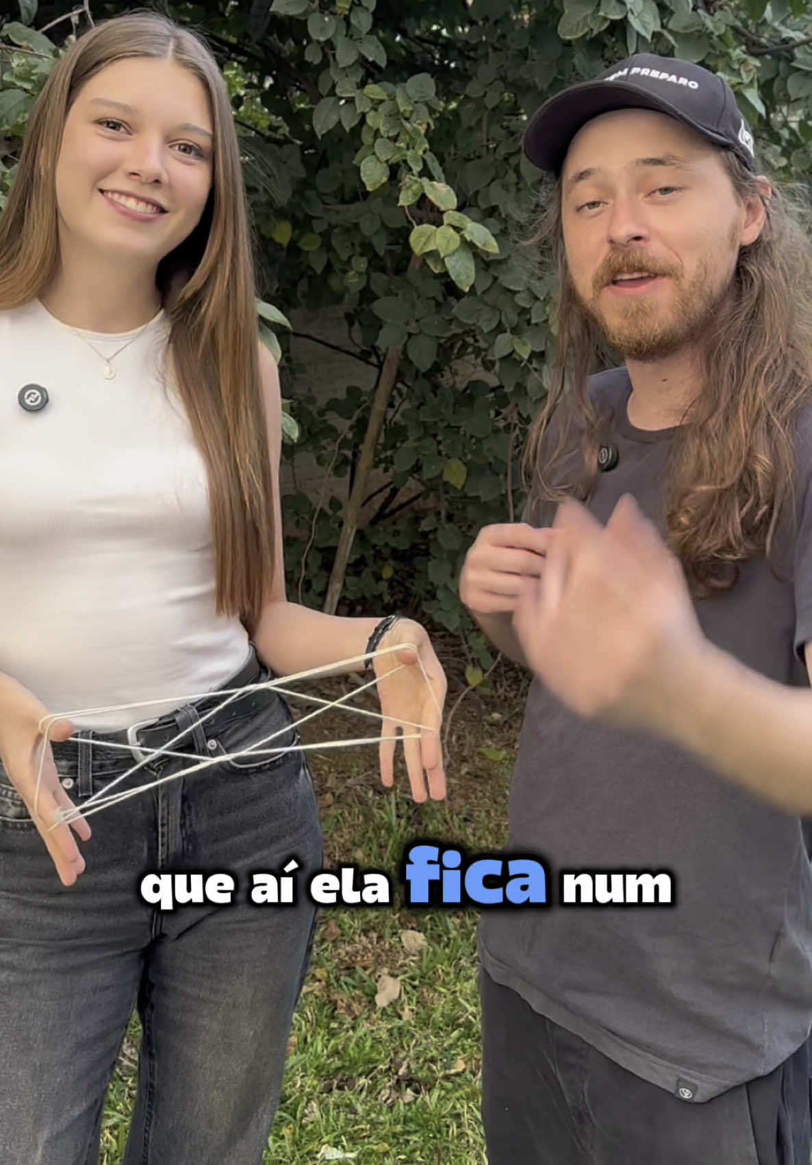 Vc sabe brincar de cama de gato? @ana julia 