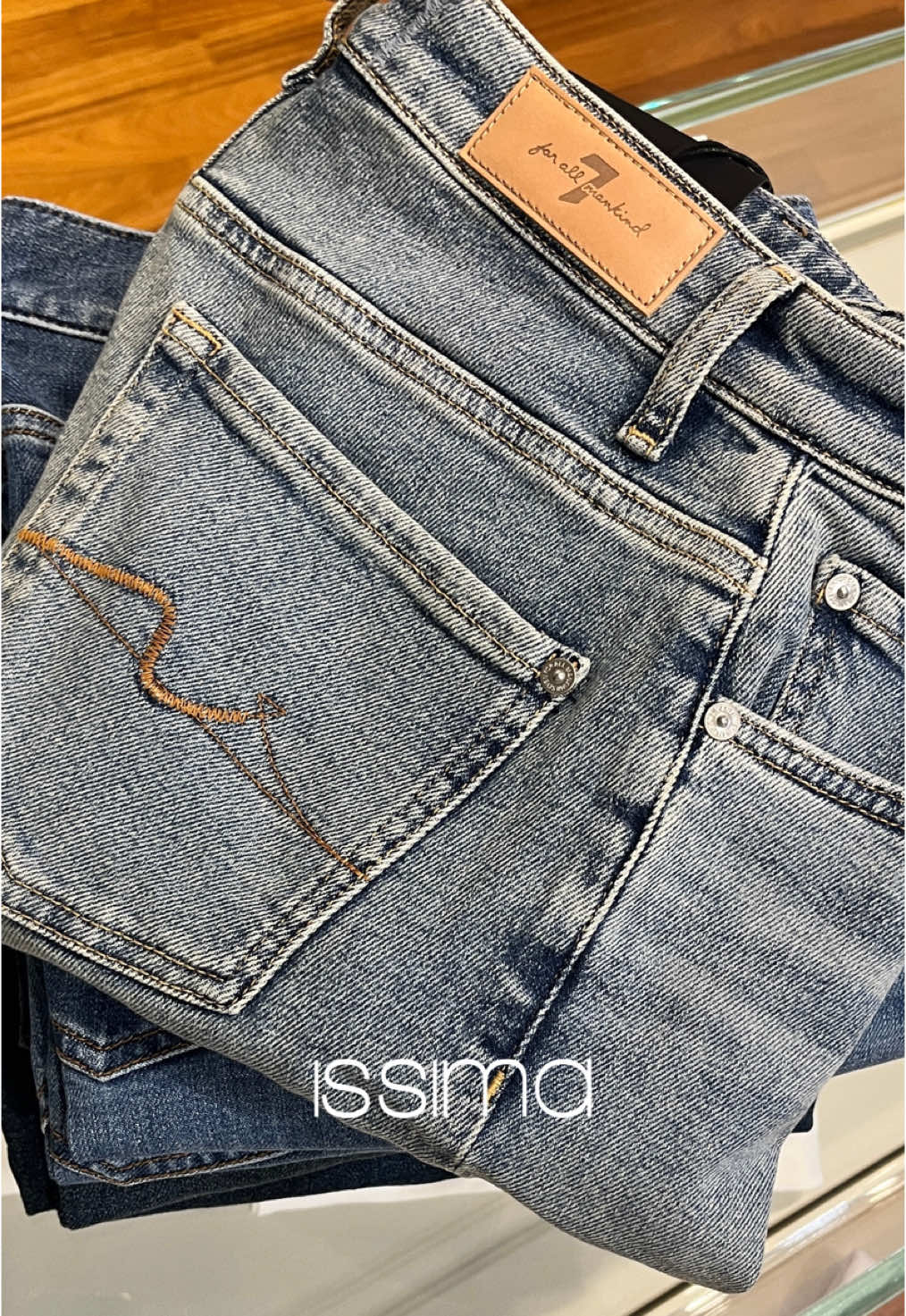 ALL DENIM @7 For All Mankind  #issima #abbigliamento #woman #denim #fashion #genova #shoppingonline #moda #jeans 