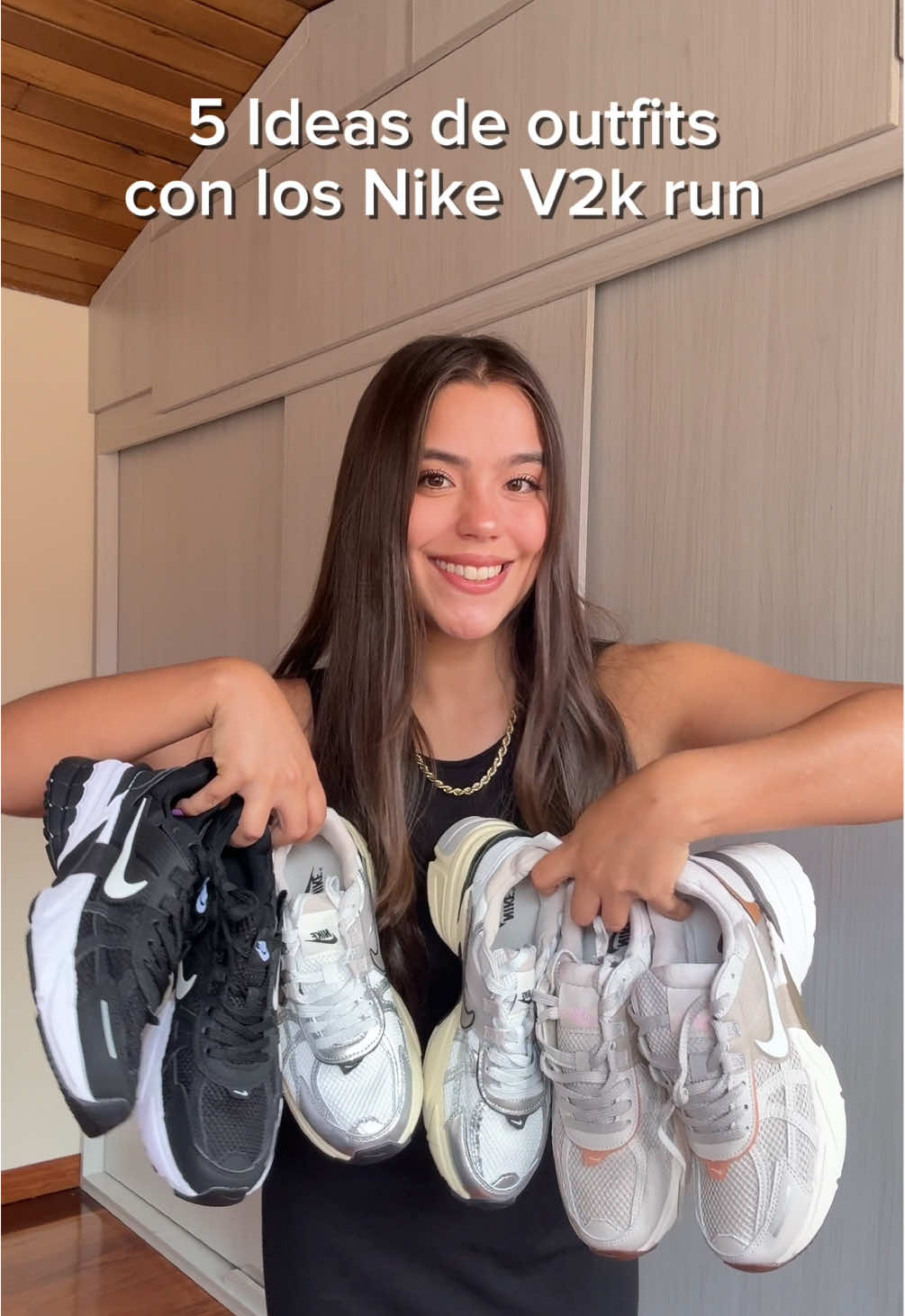 Ideas de outfits para la semana con los tenis en tendencia 👟💫💖 perfectos si quieres looks casuales o también combinan bien con outfits más formales para ir a la oficina, todos los pueden conseguir en @Cripo Store #creatorsearchinsights #nikev2krun #sneakers #casualoutfits #outfitsinspo #outfitoftheday #outfitaesthetic #fashion #lookoftheday #officeoutfit 