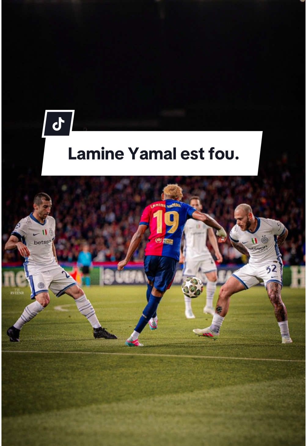 Je vous avais prévenu : Lamine Yamal allait décapsuler Dimarco. Ce qu’il a fait ce soir, c’est historique. Ce gars n’a que 17 ans. #lamineyamal #barcainter #fcbarcelona #intermilan #championsleague #footballtiktok 