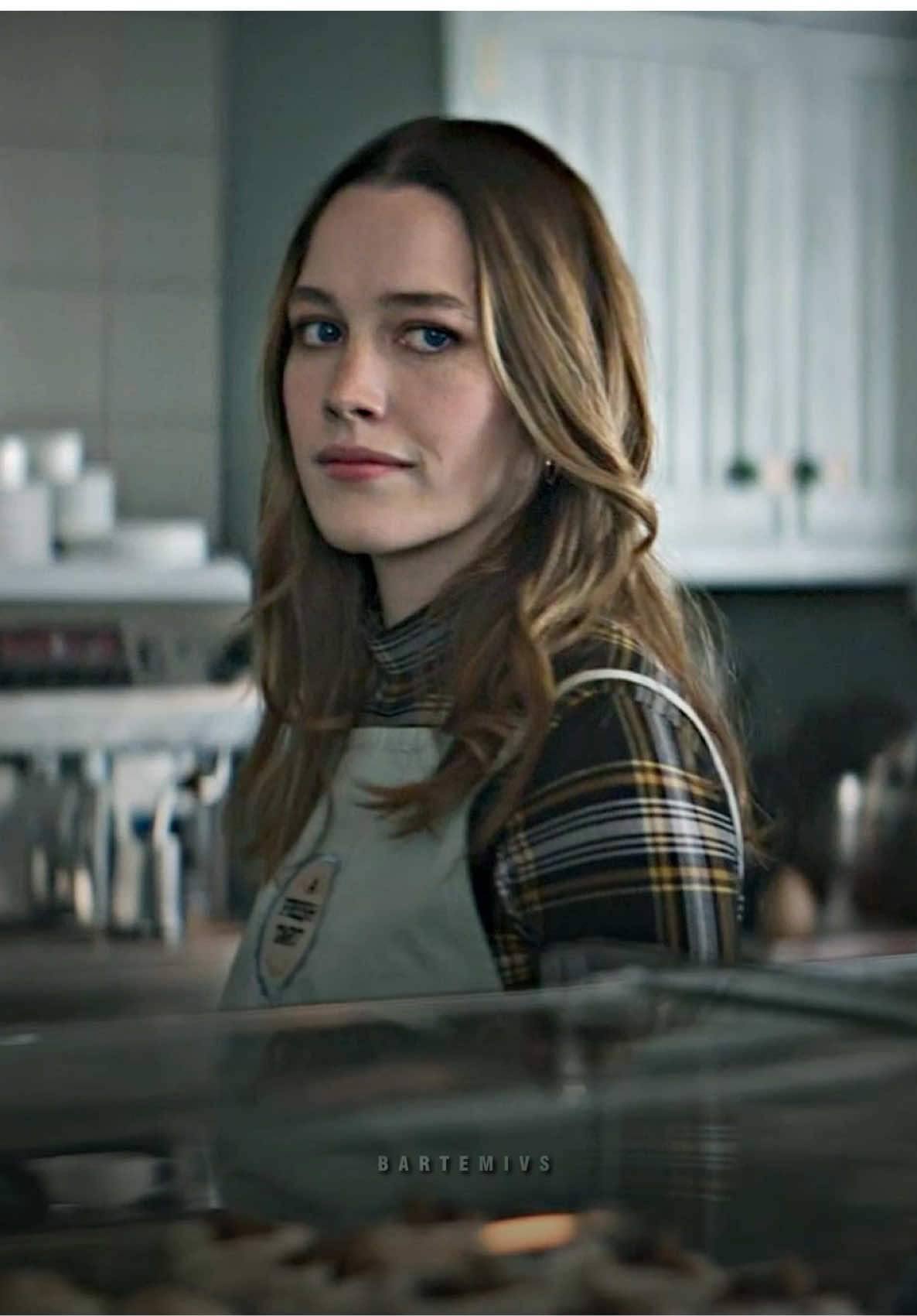 joe what did you do #lovequinn #victoriapedretti #younetflix #you  || spc: walke7scenes