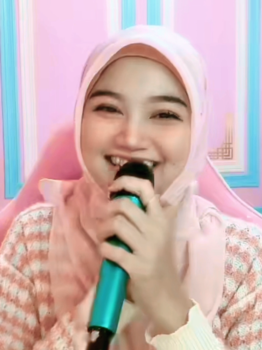 Prasangka #inesintia #viral #dangdut #lagudangdut #coversong #semuaorang #fyp #fypage #fypシ゚ #fyppppppppppppppppppppppp #vini 