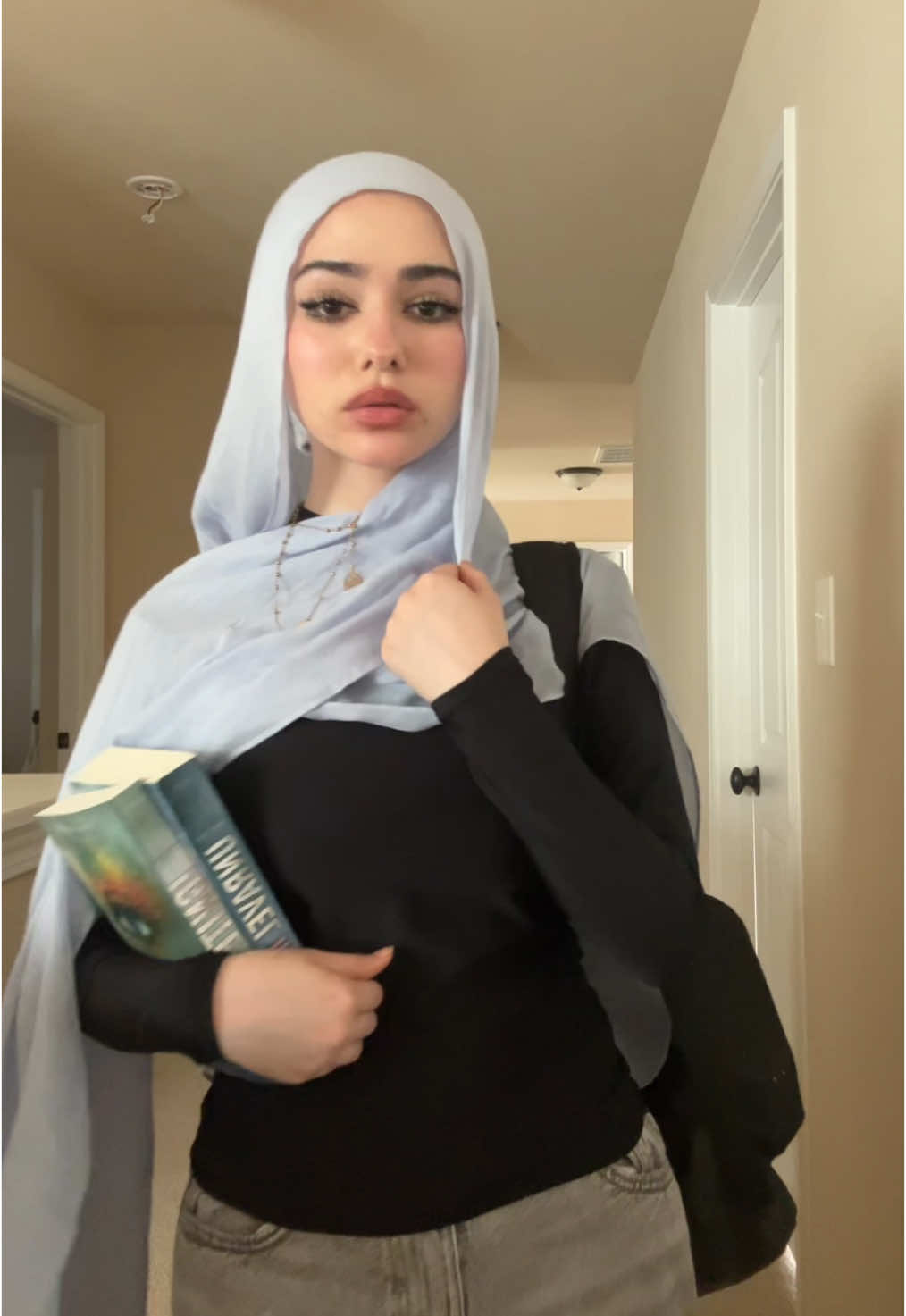 reading ignite me for first time #hijabi 