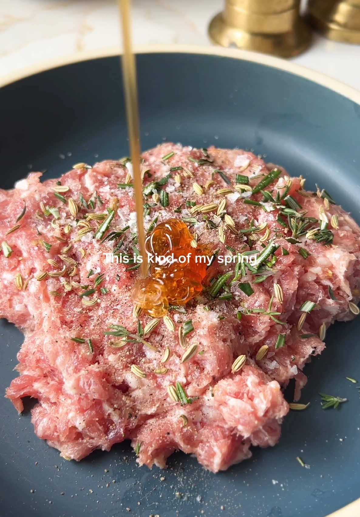 Spring sausage egg & cheese #breakfastideas #EasyRecipe #sec #foodtiktok #FoodTok 