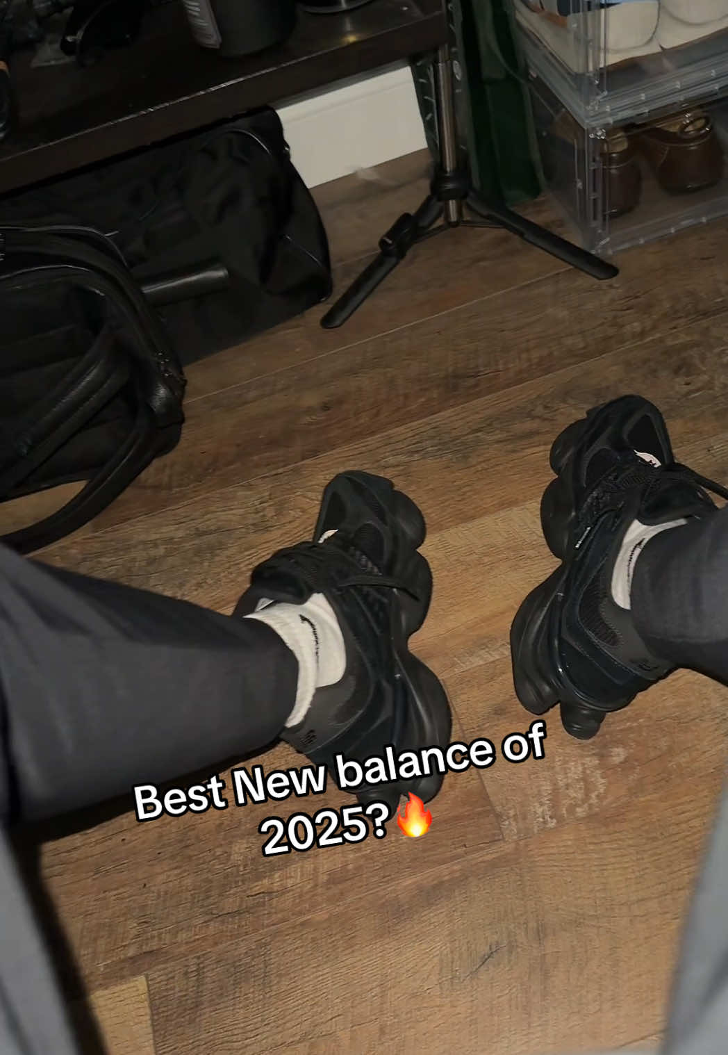 Comfiest shoe 2025🔥 #Fyp #newballance #shoes #sneakerhead #sneakers #newballance9060 #blackcats #sneakersaddict #foryoupage #trending #xbyzca #relatable #shoegame #fy 
