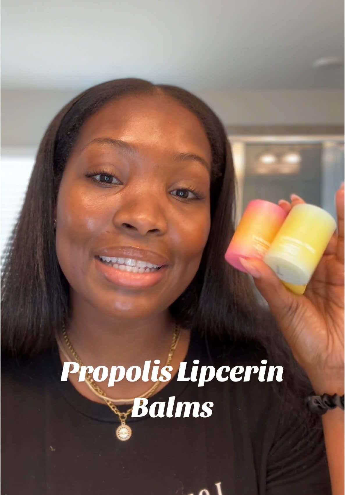 Lip care with all the benefits of skincare 👄🧖🏾‍♀️ #lipcare #lipcerin #propolis #cnplaboratory #skincarefavorites #affordableskincare #skincaretips #kbeauty #skincarecommunity #blackgirlskincare #lipcareroutine 