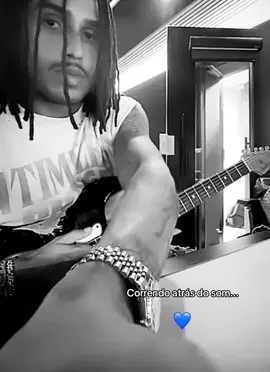 O som💙 #matue #30praum #sologuitar #guitarra #guitar #vibes #vibe #explorar #viraliza #vaiprofycaramba #vaiprofyinferno #fypviraltiktok #videoviral #fypvirall 